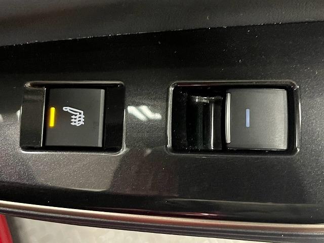 1131