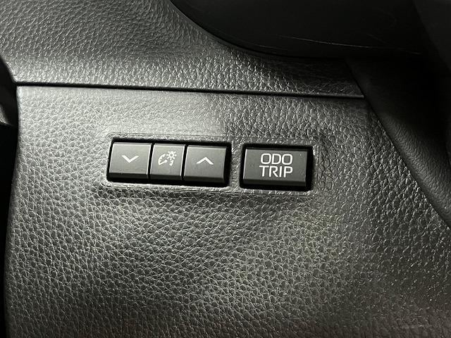 1226