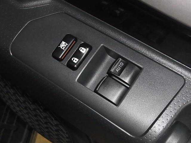 4728
