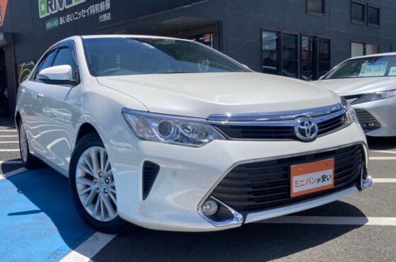 TOYOTA CAMRY HYBRID G PACKAGE