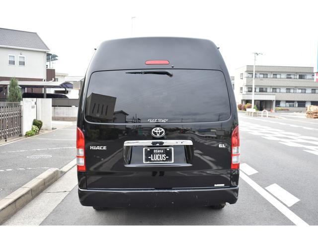commmuuter 2016 black04