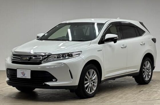 TOYOTA HARRIER HYBRID PREMIUM