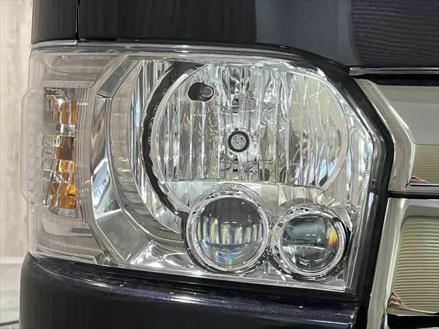 hiace 2015 black13