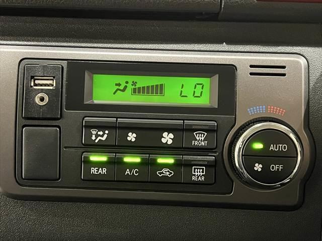 hiace 2015 black18