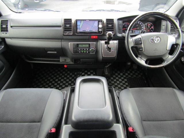 hiace 2015 white07
