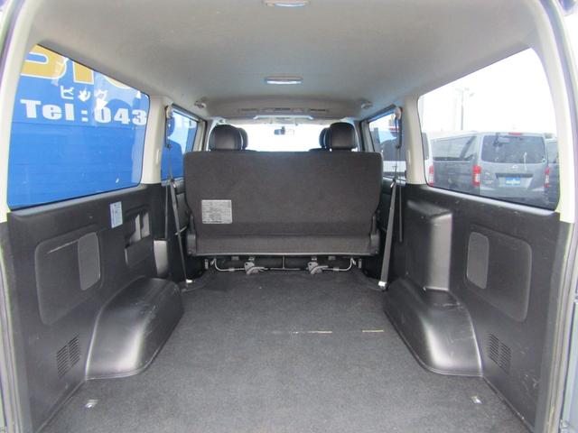 hiace 2015 white20
