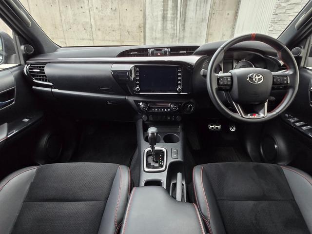 hilux black10