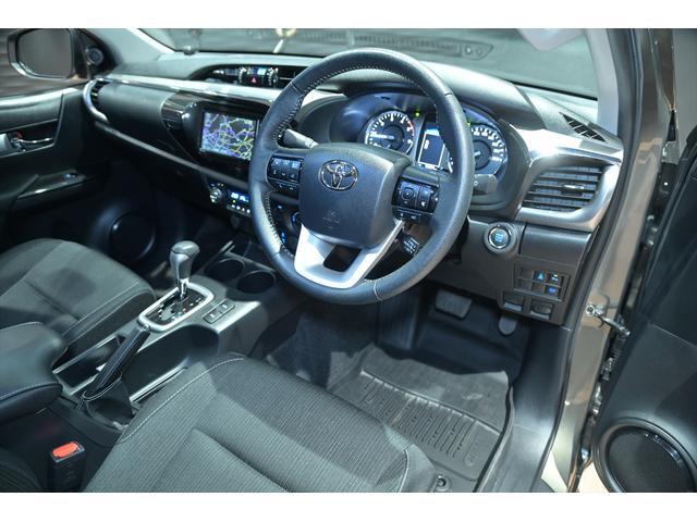 hilux green10