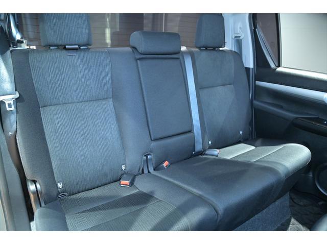 hilux green18