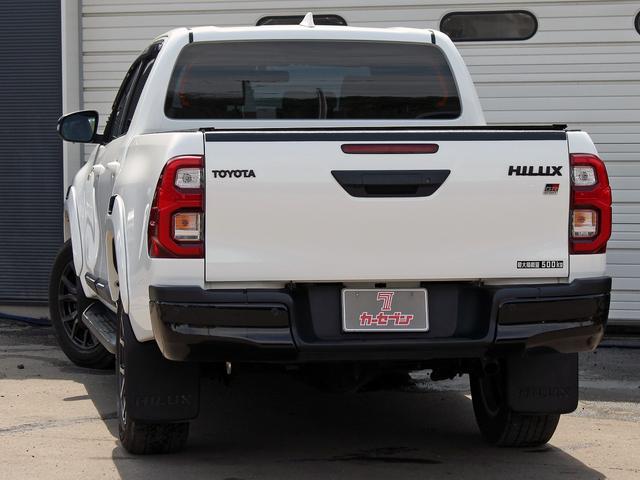 hilux white 08