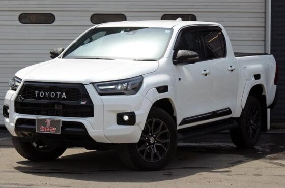 TOYOTA HILUX Z GR SPORT