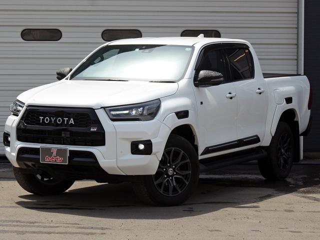 hilux white 10