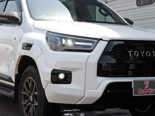 hilux white 20