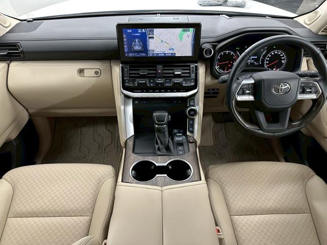 lc300 white 202321