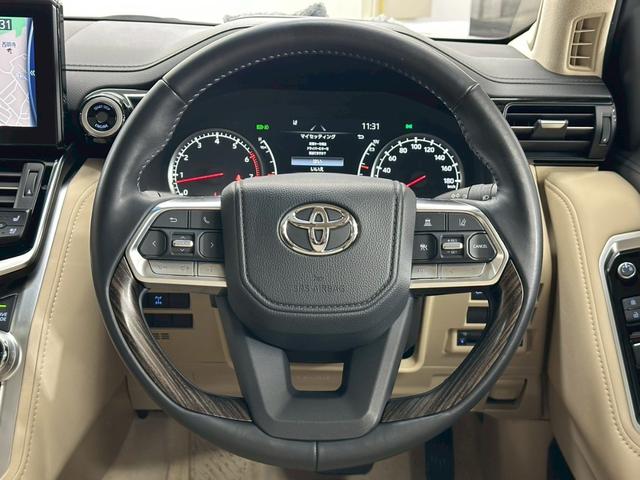 lc300 white 202322
