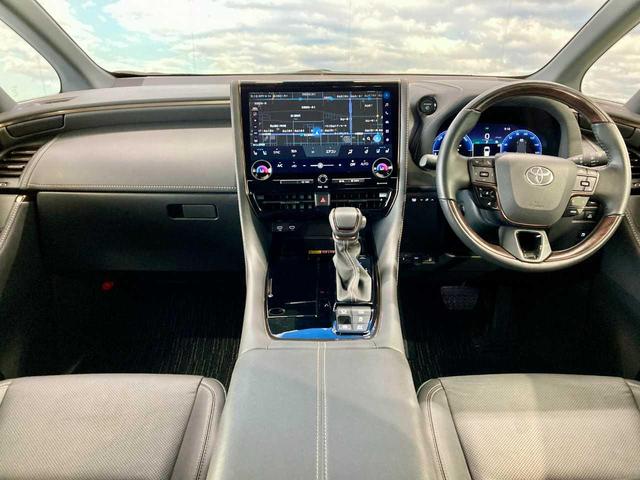 toyota alphard black 202402 (1)
