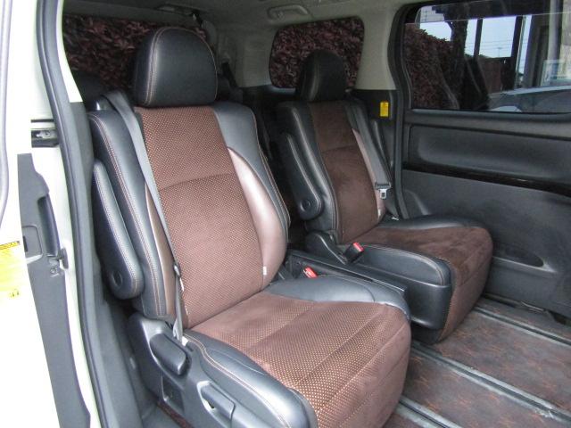 toyota alphard white 201421